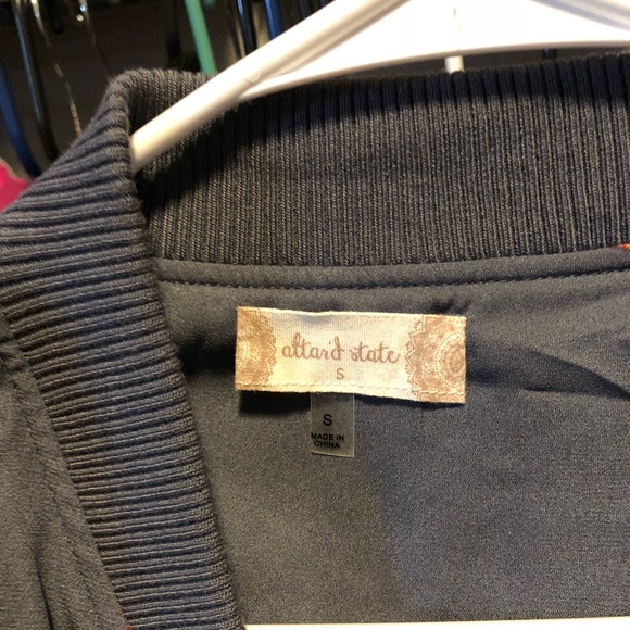 Bomber Jacket with cow skull print 🌻 - Picture 3 of 4